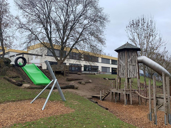 Schule „Auf dem Falkenflug“ in Löhnberg zählt zu den größten Grundschulen im Landkreis Limburg-Weilburg